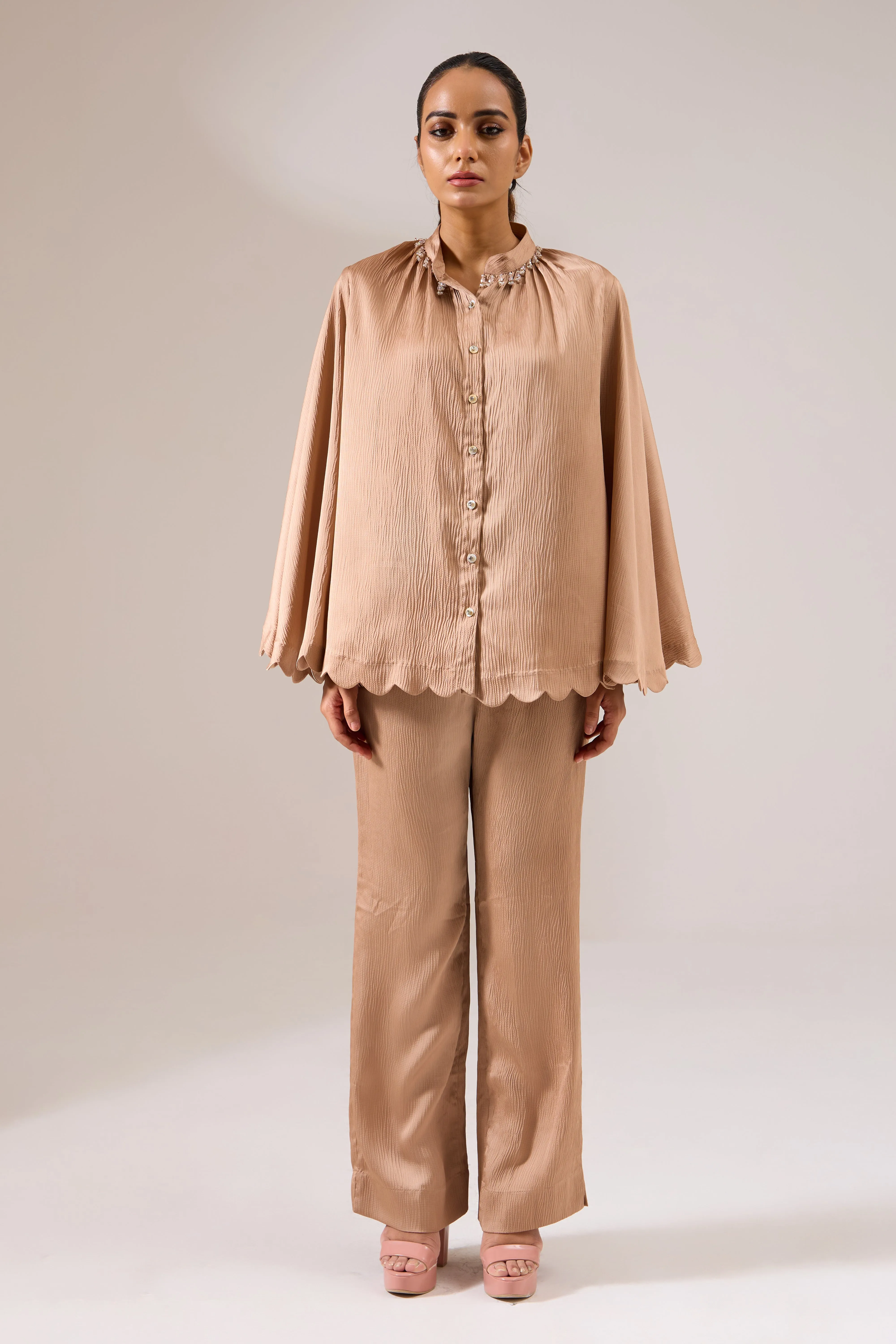 GONUDE Formal Cape