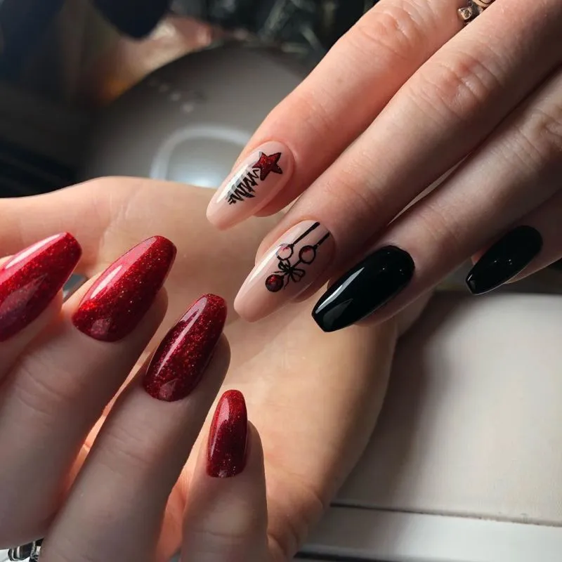 Kira Nails 24 Karat 008
