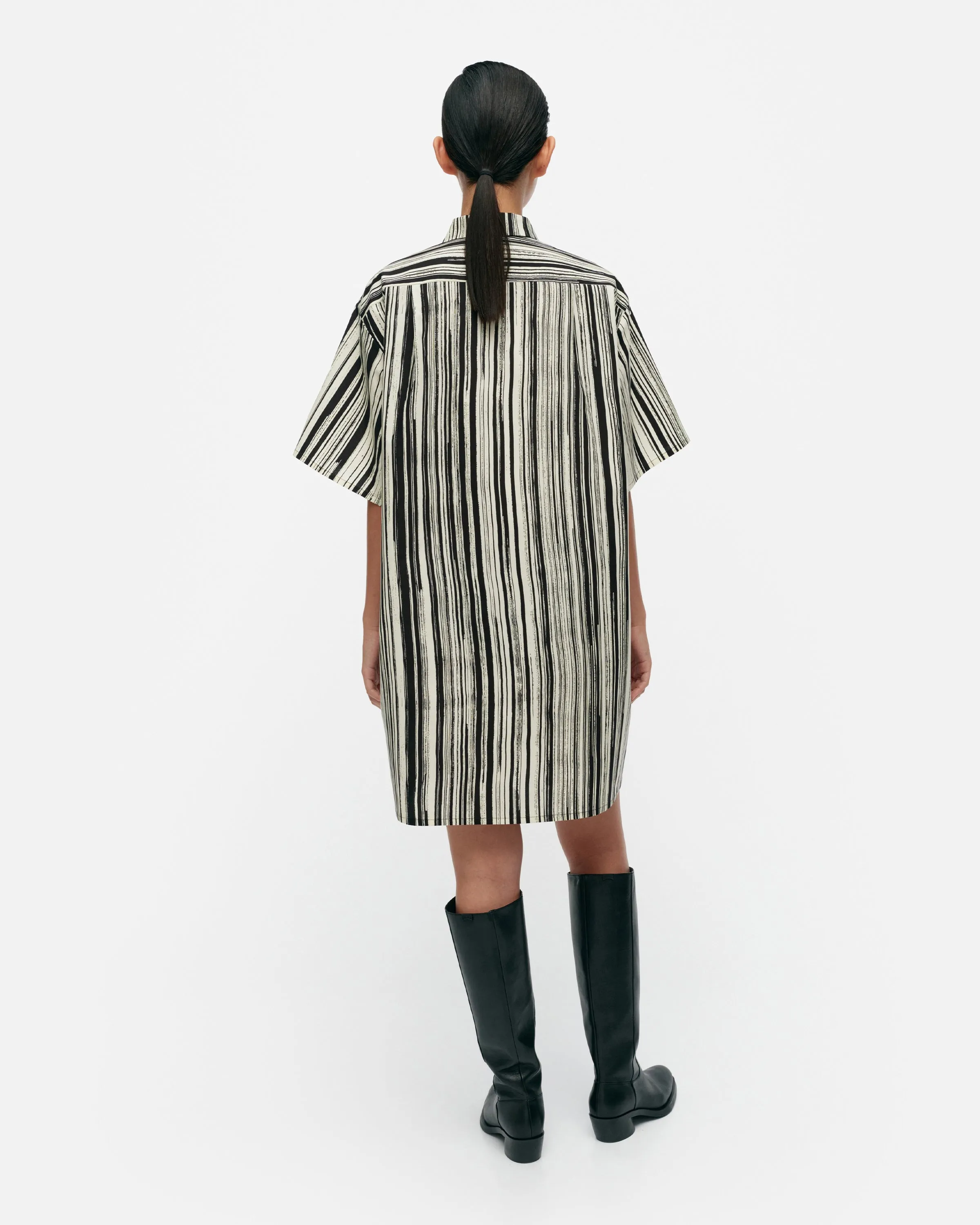 Monoliitti Siluetti Cotton Poplin Dress 95cm