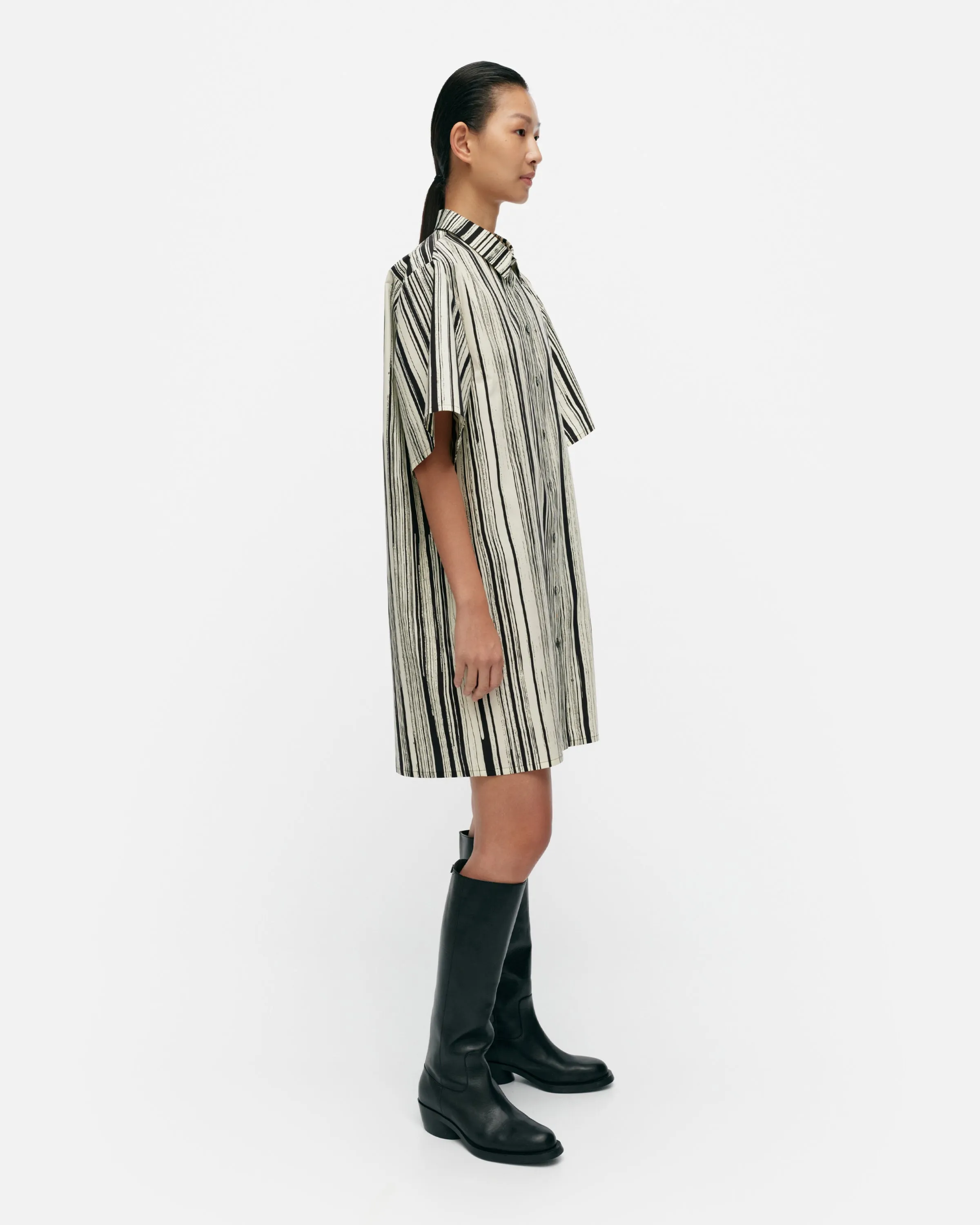 Monoliitti Siluetti Cotton Poplin Dress 95cm