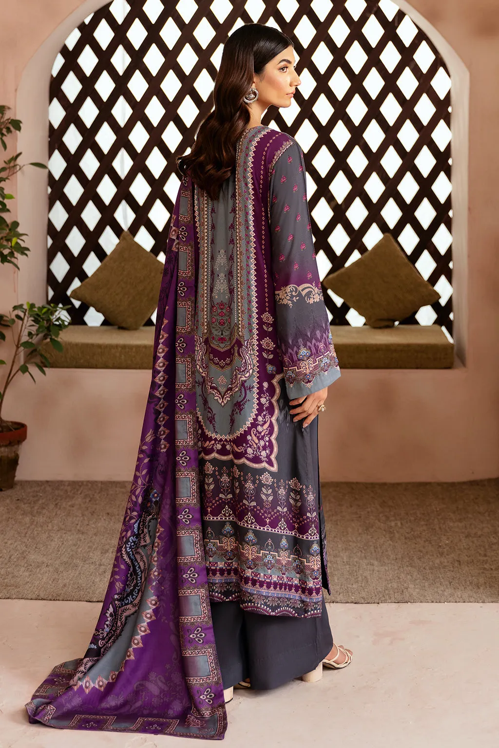 Ramsha Riwaj Winter – J-303