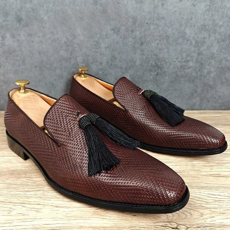Veltique Slip-On Brogues
