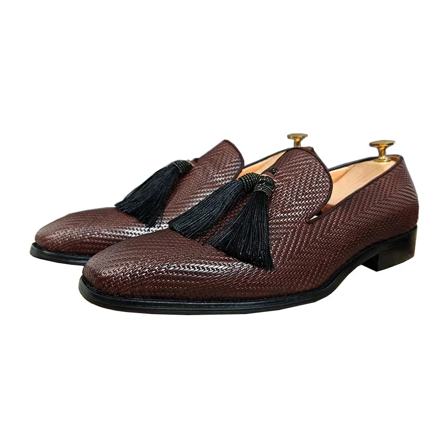 Veltique Slip-On Brogues