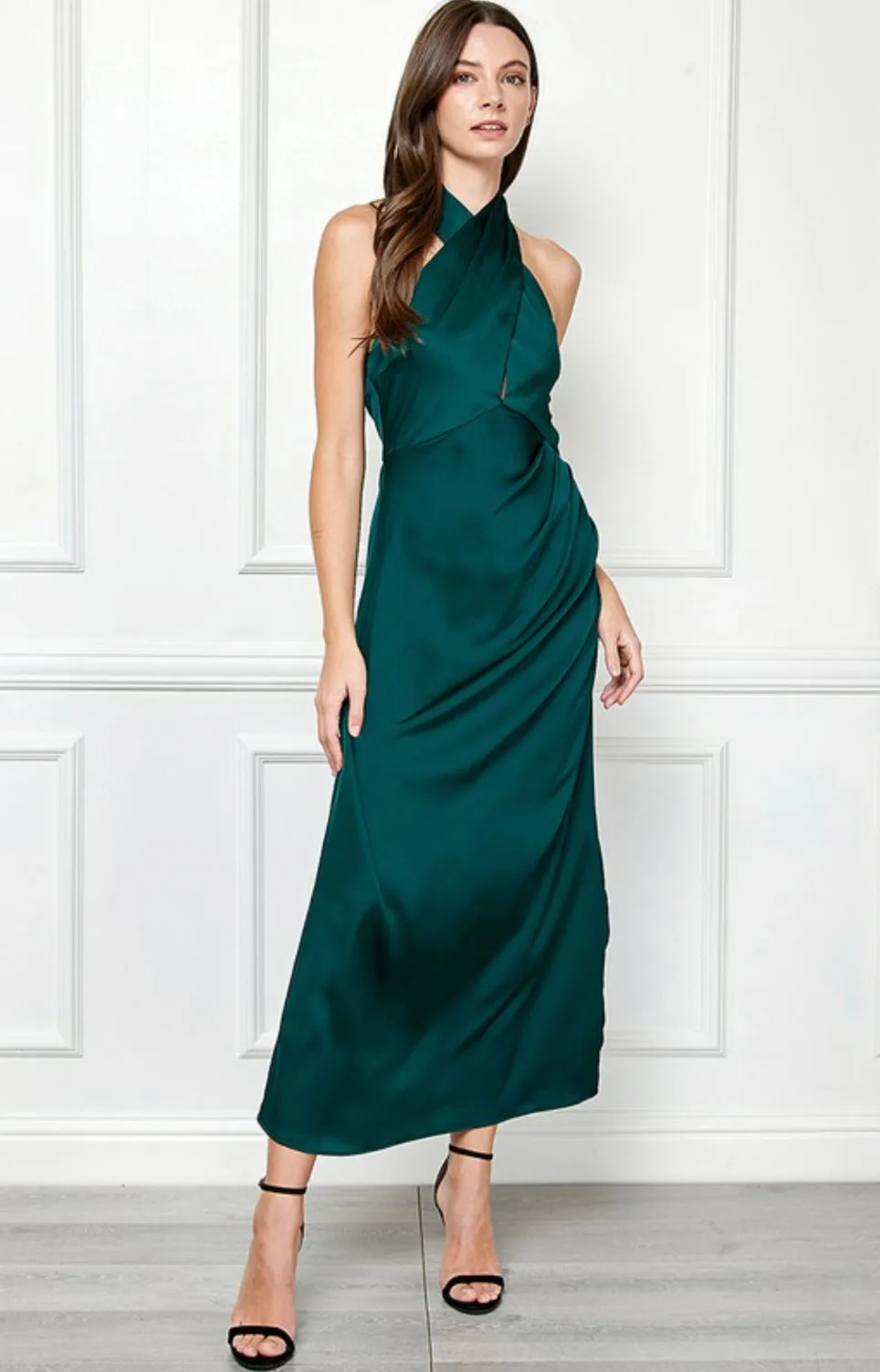 Victoria Crossed Halter-Neck Maxi Dress