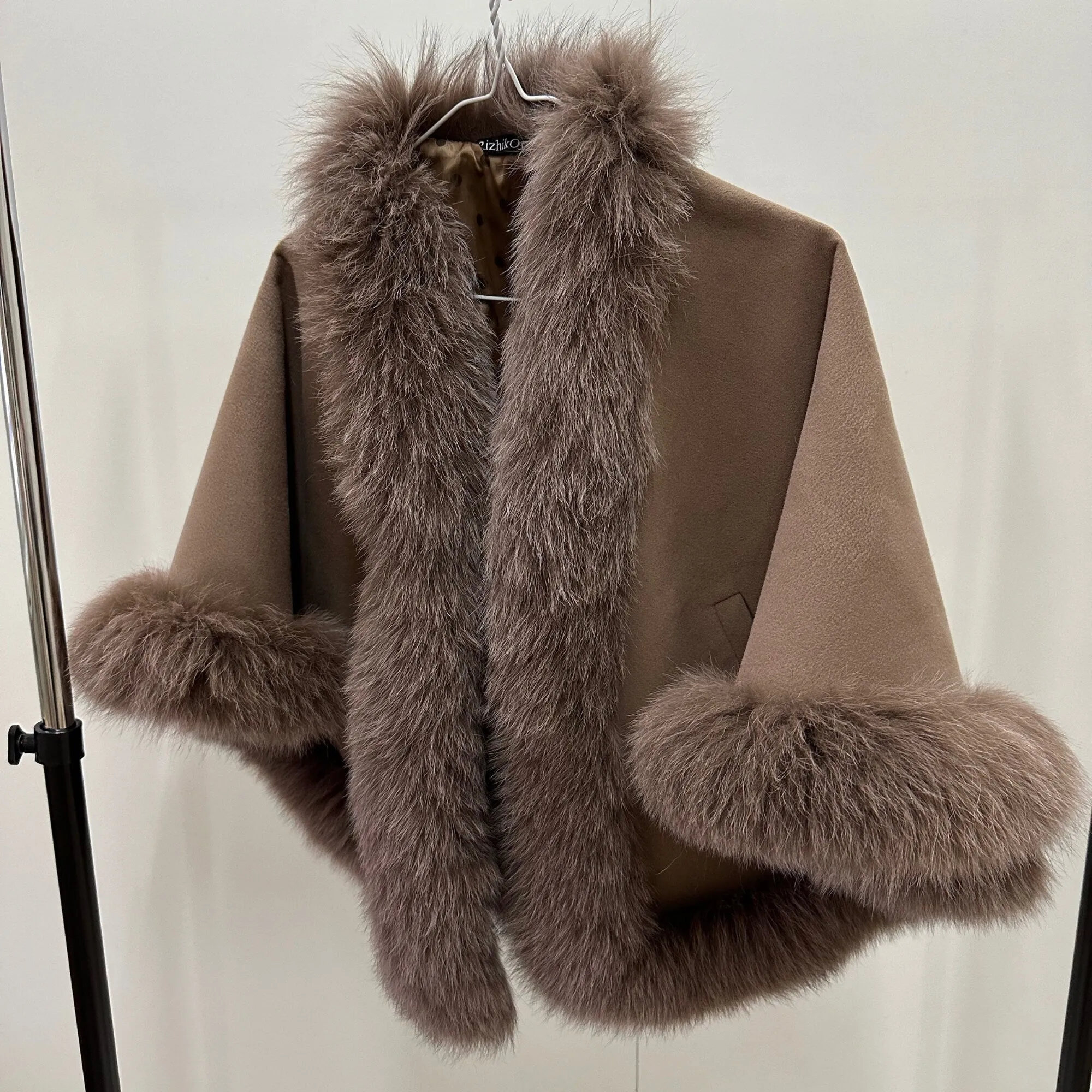 Women Camel Cape short Cashmere and trim arctic fox fur